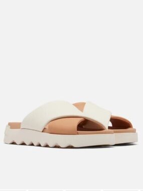 Women's SOREL VIBE CRISSCROSS SLIDE FLAT SANDALS
